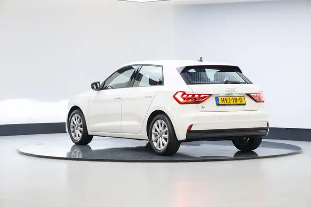 Audi A1 view 2