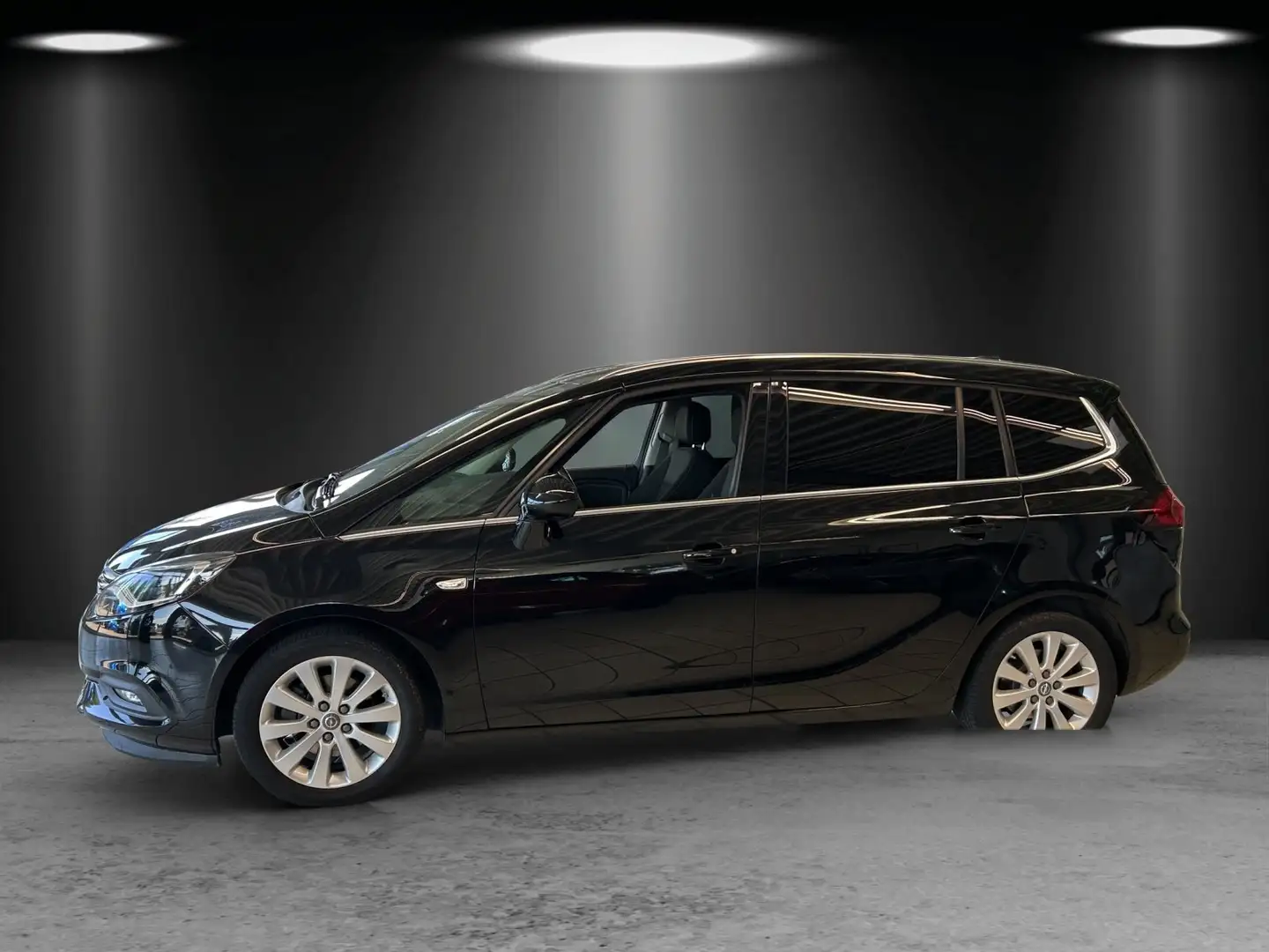 Opel Zafira 1.4 Turbo Innovation Schwarz - 2