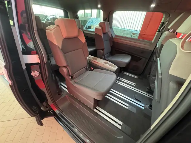 Volkswagen T7 Multivan VW T7 Multivan Business ÜH eHybrid 180 kW 4M Ansicht 9