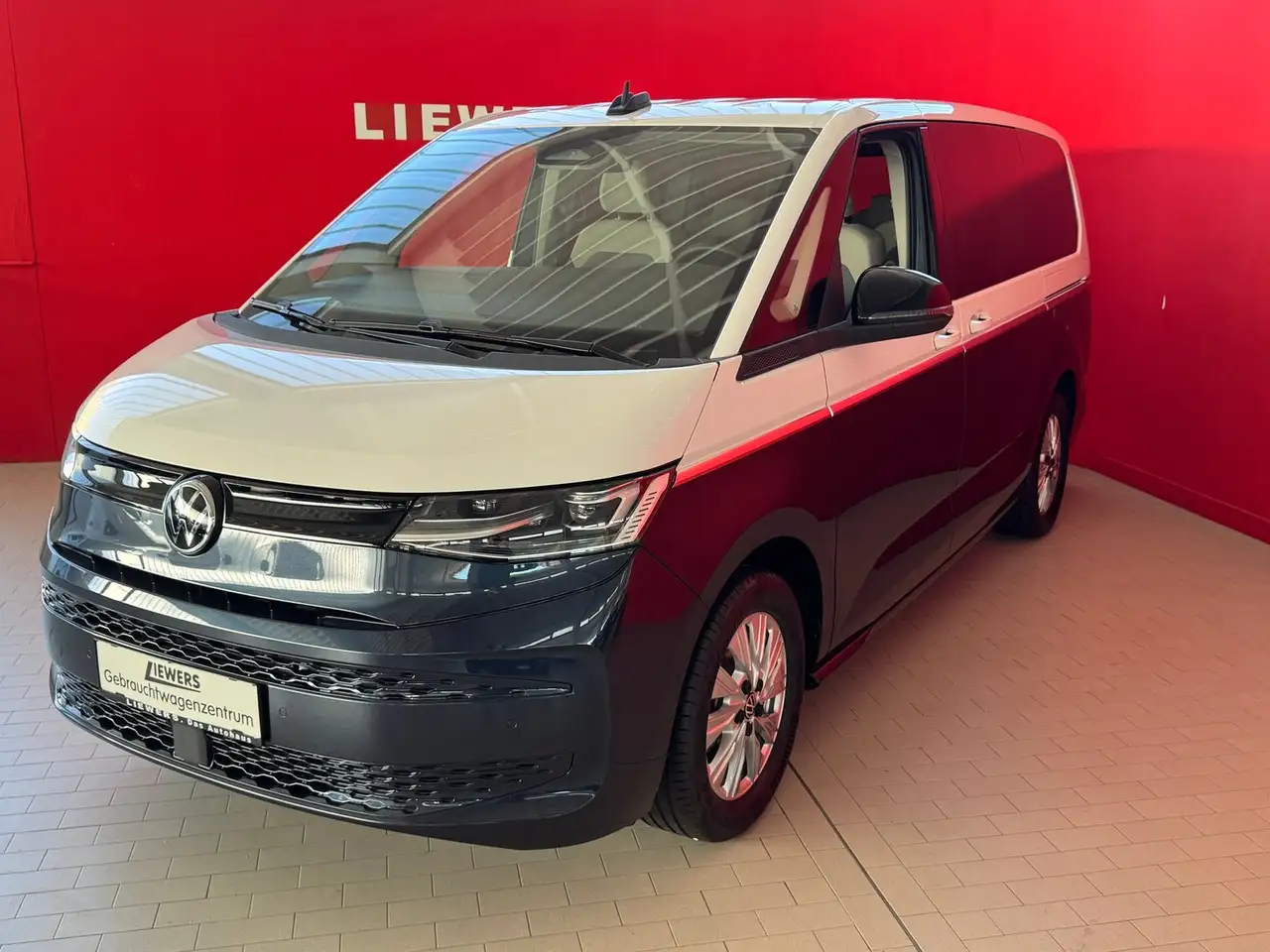 Volkswagen T7 Multivan VW T7 Multivan Business ÜH eHybrid 180 kW 4M