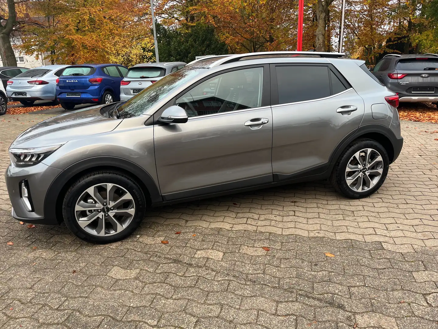 Kia Stonic Spirit Gris - 2