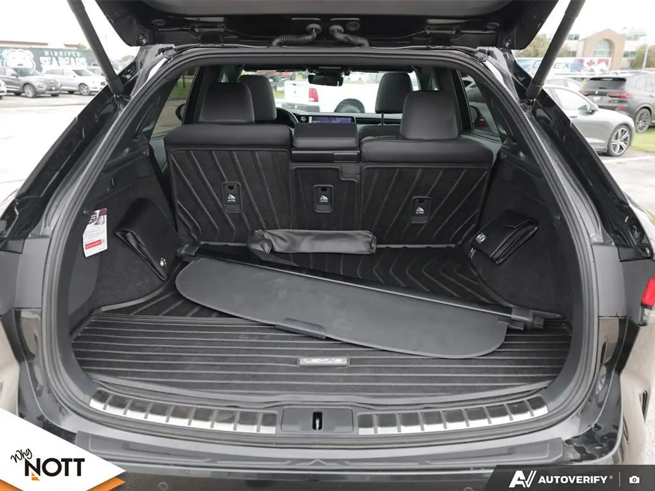 Lexus RX fotografie Lexus RX