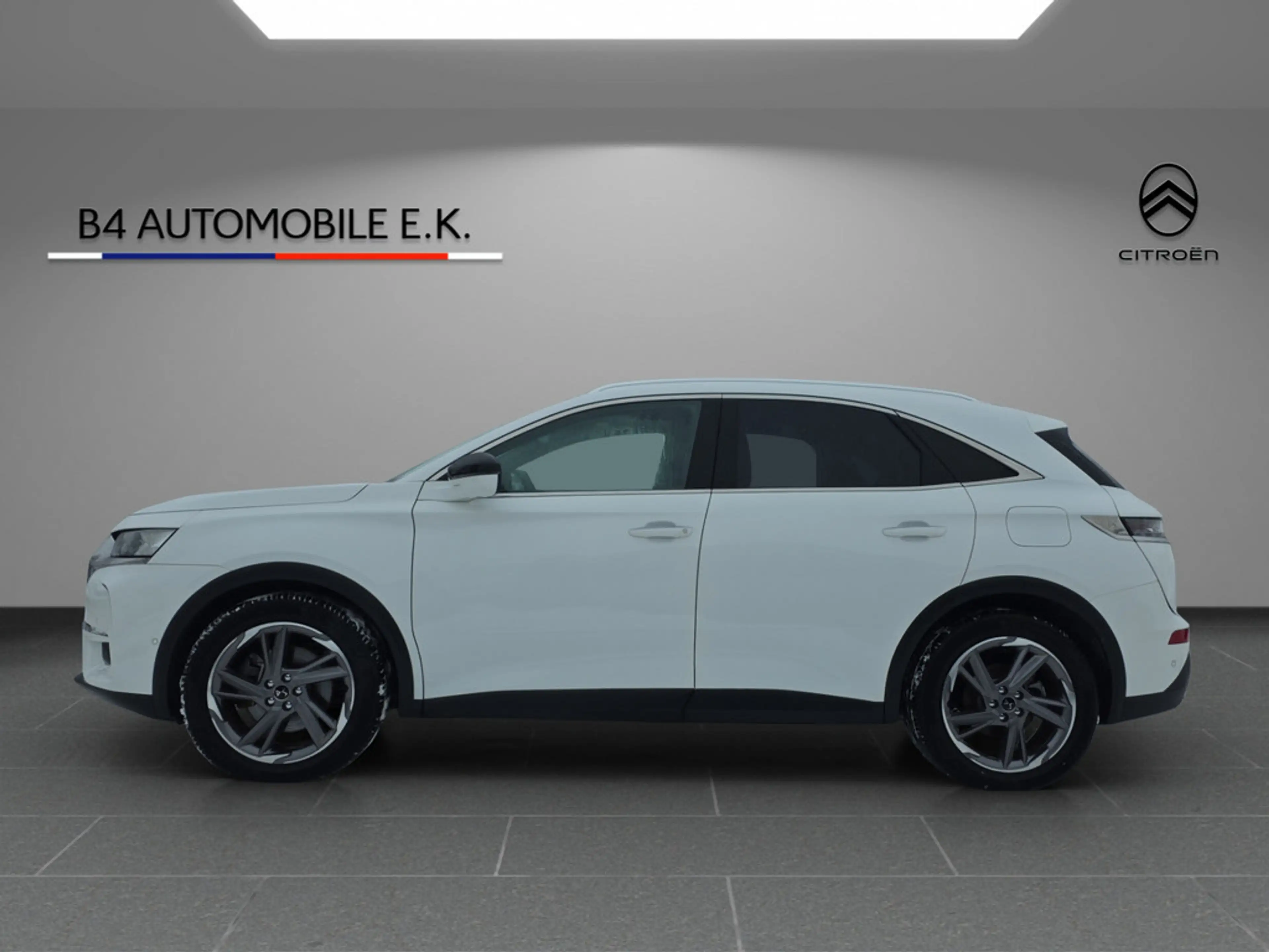 DS Automobiles DS 7 1.6 E-Tense 225 Grand Chic LEDER/PANO — photo 8