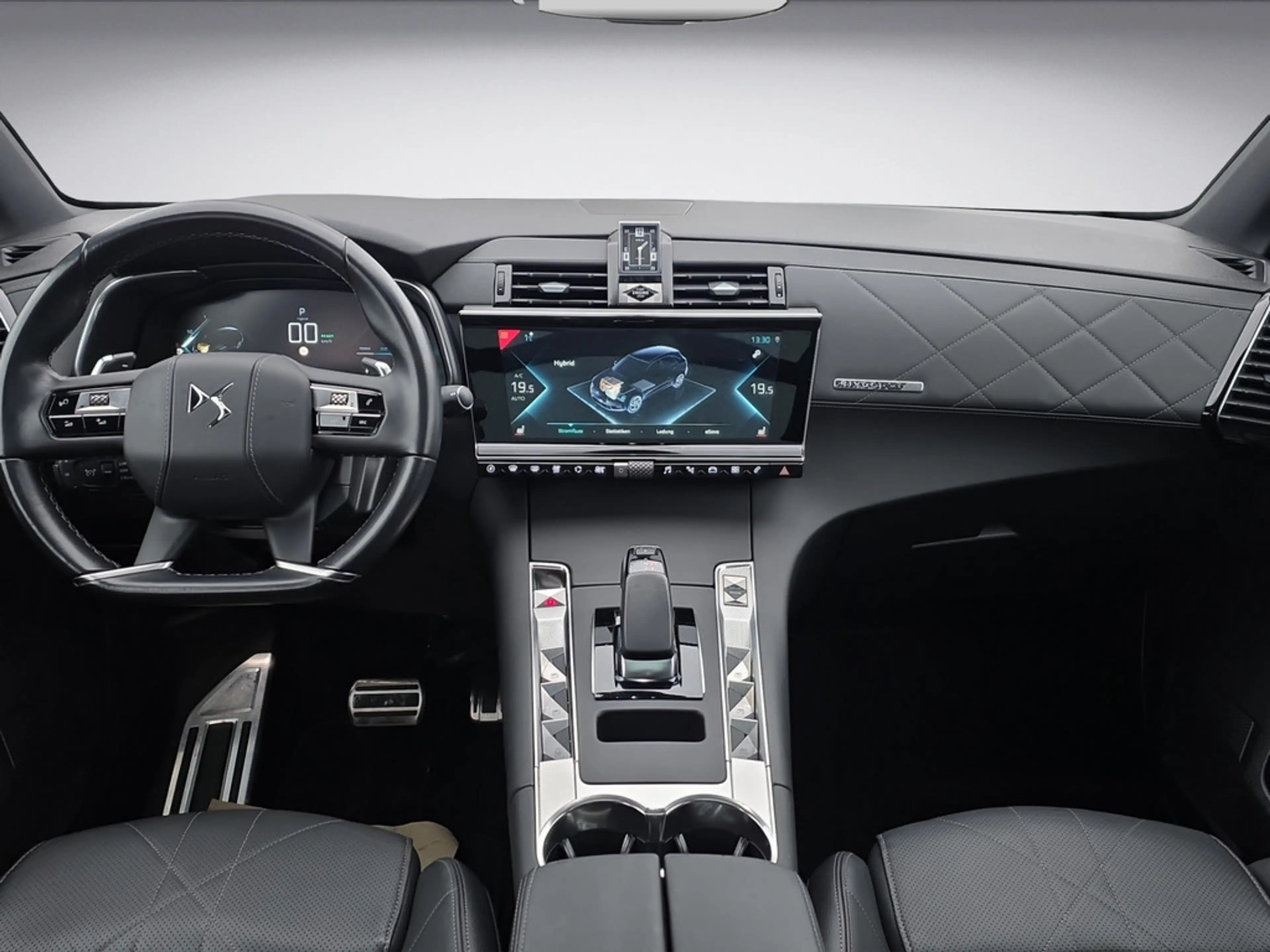 DS Automobiles DS 7 1.6 E-Tense 225 Grand Chic LEDER/PANO — photo 12