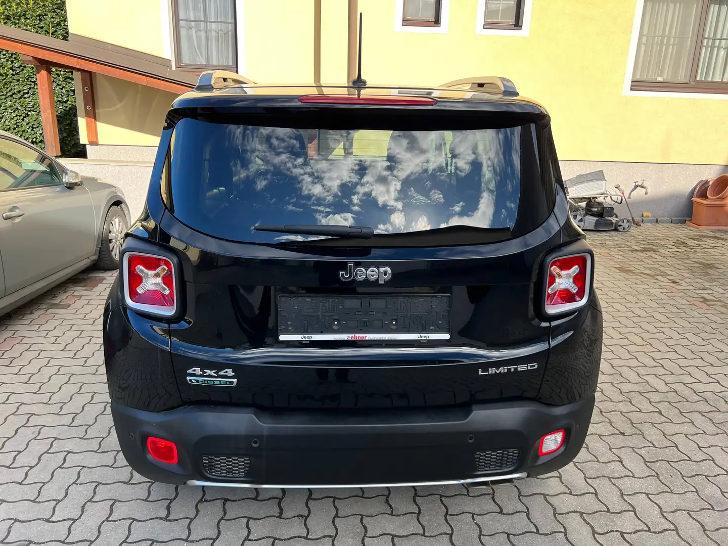 Jeep Renegade Renegade 2,0 MultiJet II 140 Limited AWD Limited Schwarz - 2