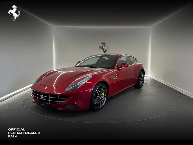 Ferrari FF Rosso Maranello / Atelier Car