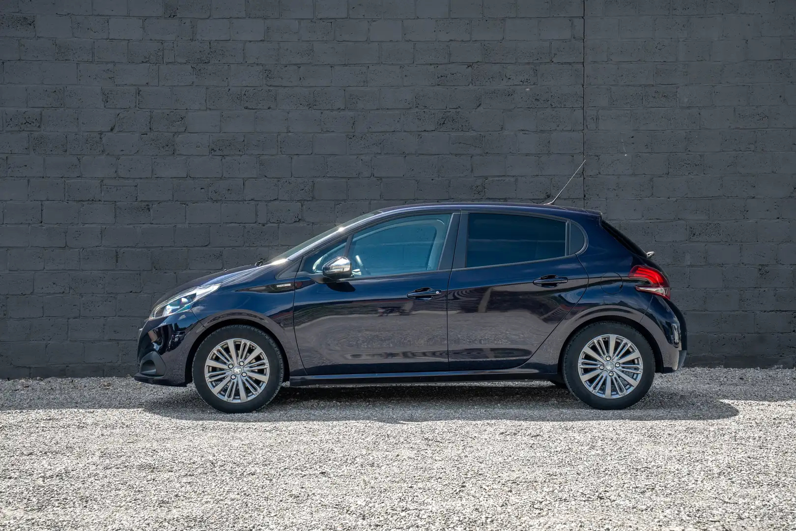Peugeot 208 1.2 Style AIRCO/NAVI Bleu - 2