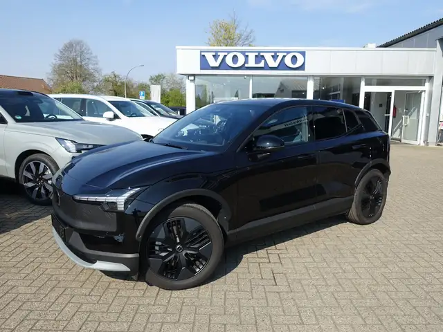 Volvo EX30 Cross Country Ultra Twin Motor Performance