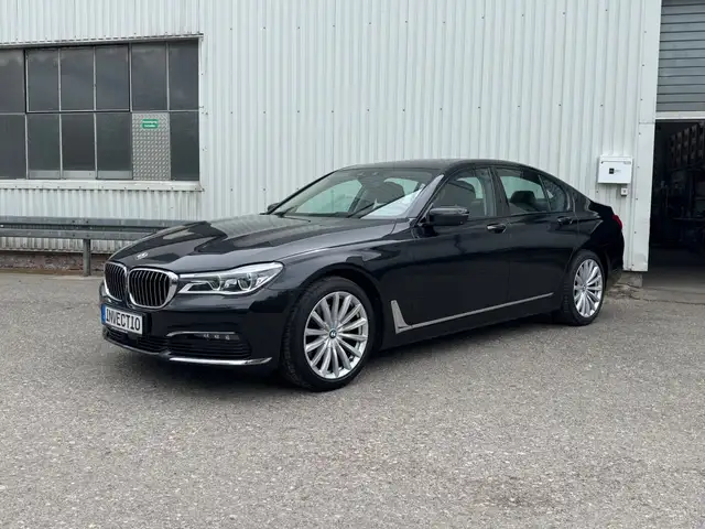 BMW 740 d xDrive*HUD*Soft Close*Massage*360 Kamera*