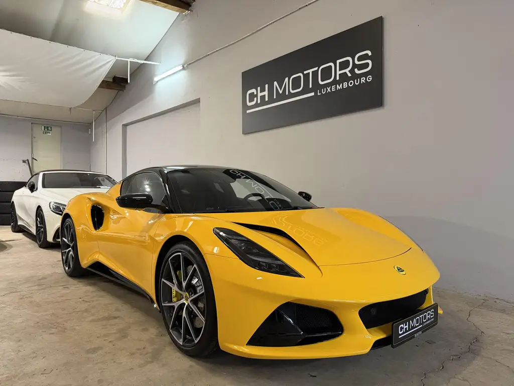 Lotus Emira 2023 из Европы — купить под ключ