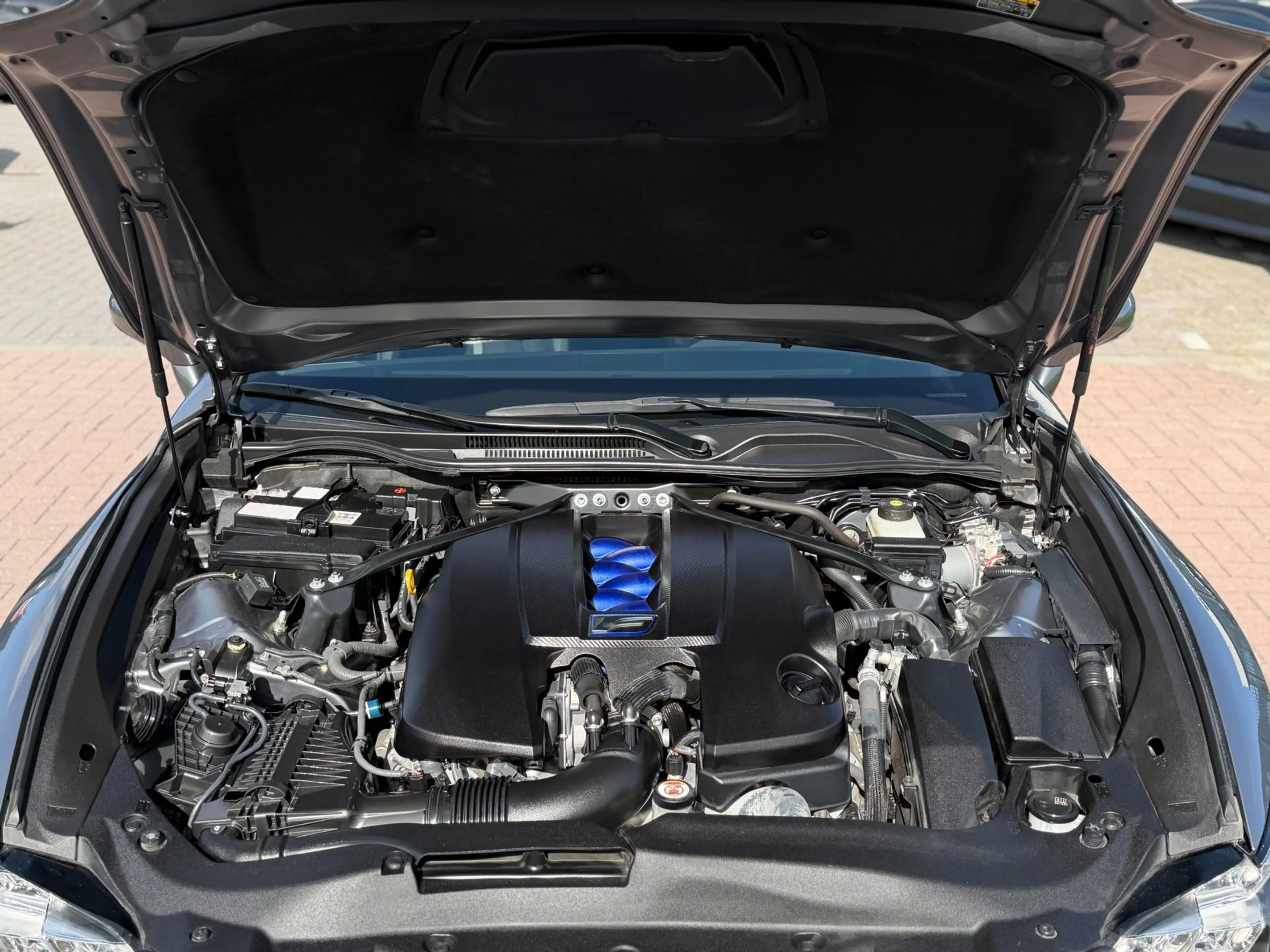 Lexus RC F 5.0 V8 477PK 2016 Dealer onderhouden Uniek!! — photo 45