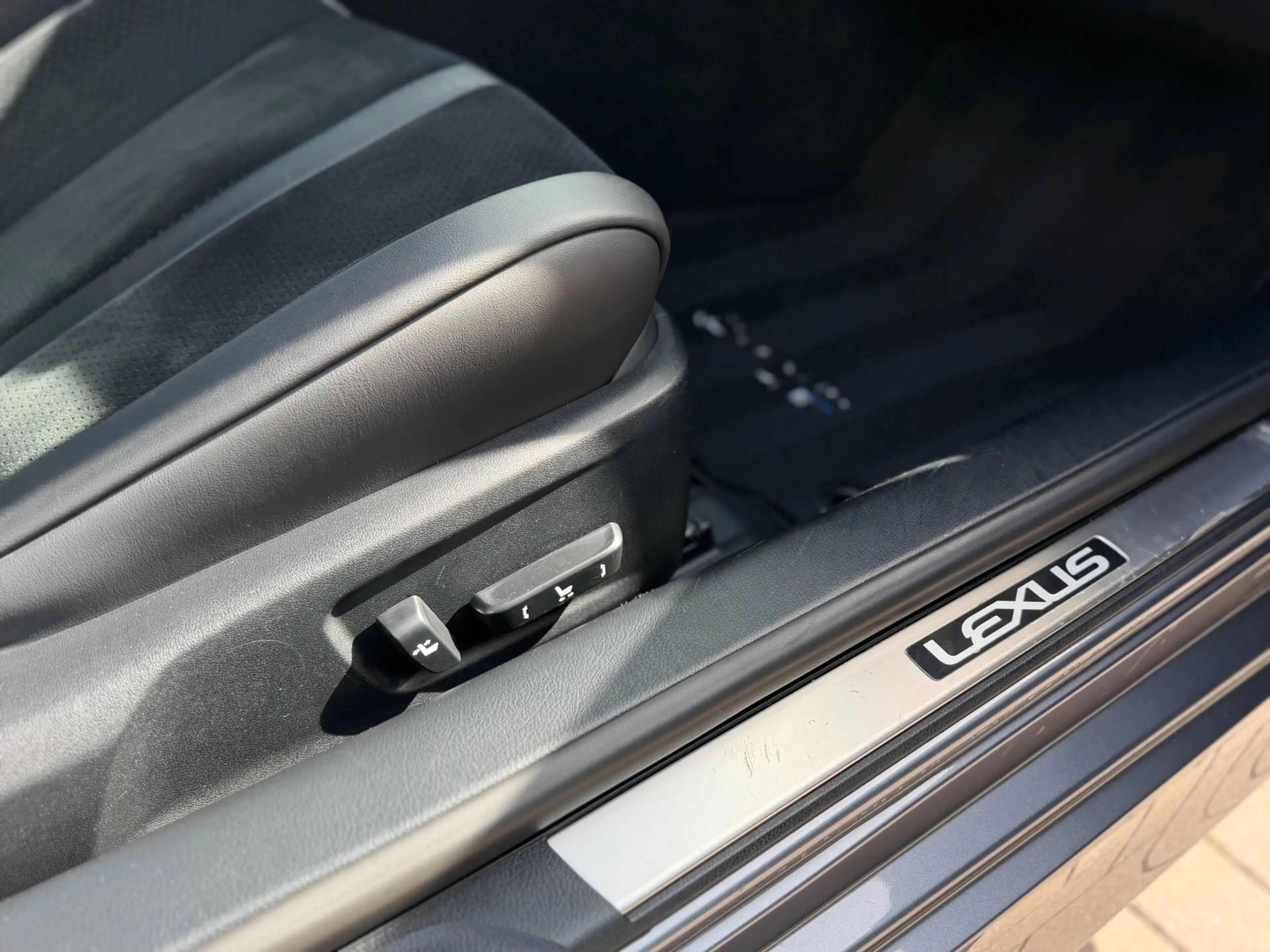Lexus RC F 5.0 V8 477PK 2016 Dealer onderhouden Uniek!! — photo 40