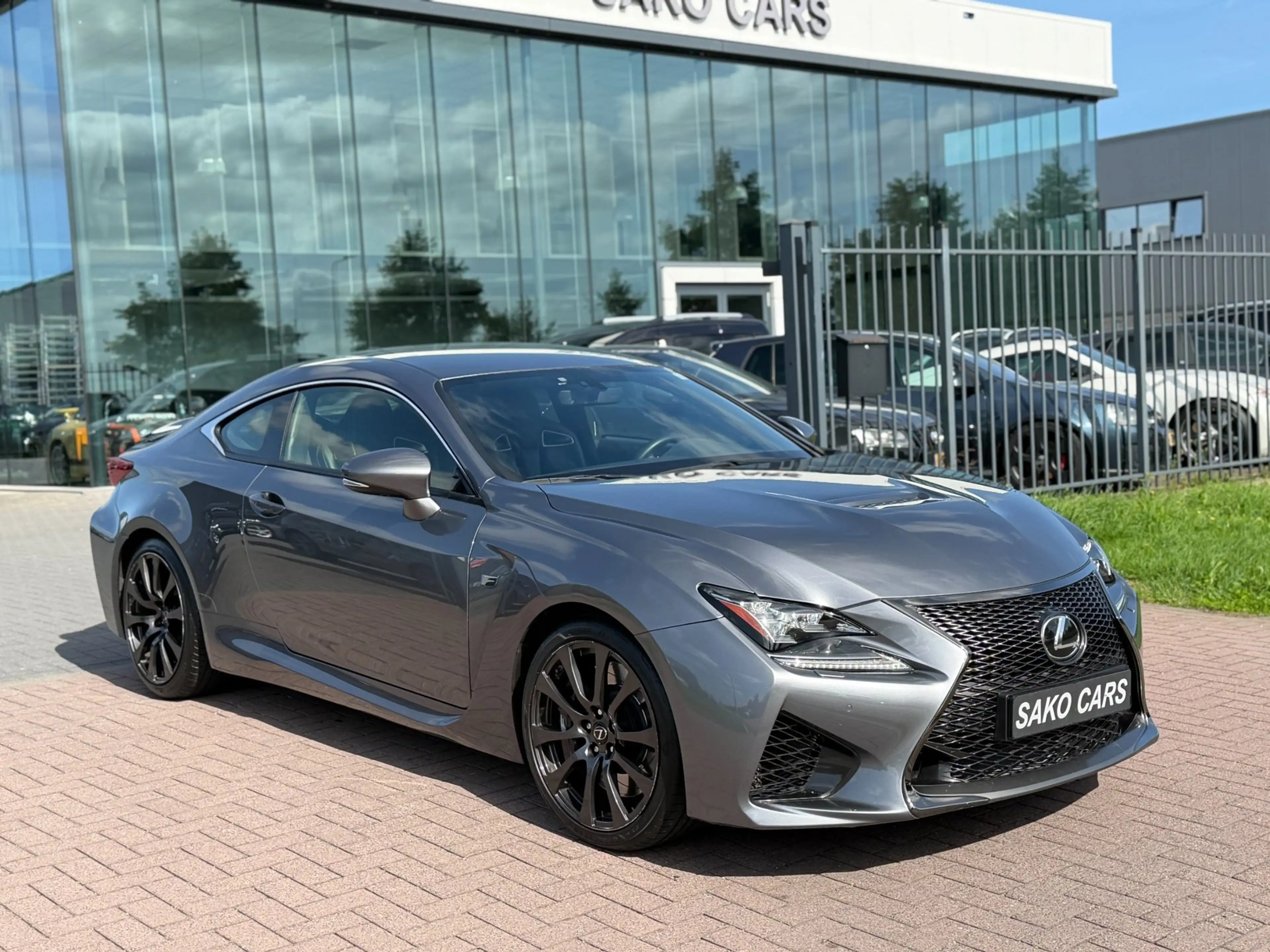 Lexus RC F 5.0 V8 477PK 2016 Dealer onderhouden Uniek!! — photo 3