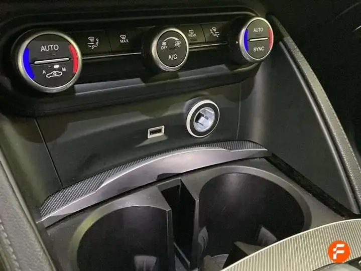 Alfa Romeo Stelvio 2.0 Gasolina Sprint Q4 2022, foto 29