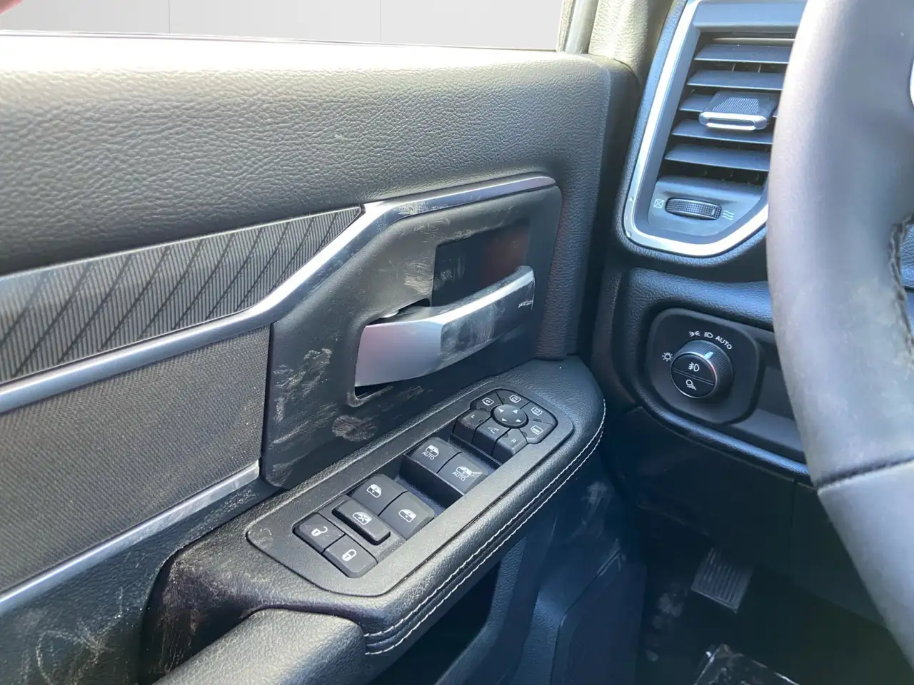 RAM 3500 photo RAM 3500