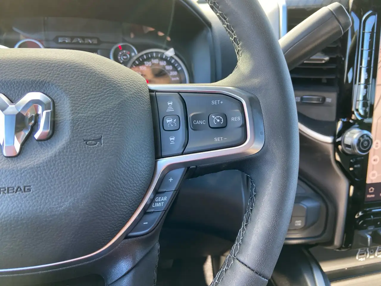 RAM 3500 photo RAM 3500