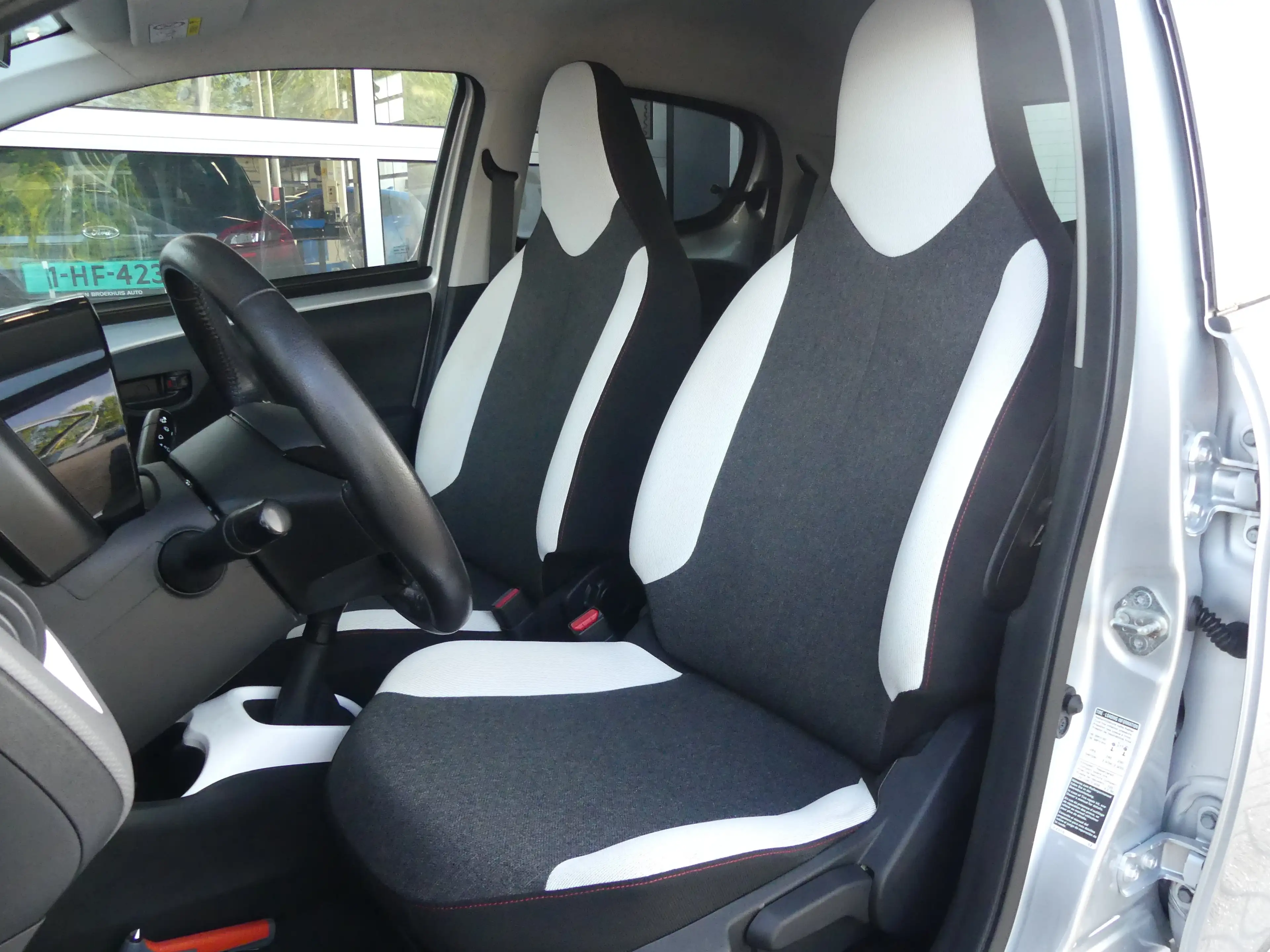 Citroen C1 1.0 VTi Millenium | CAMERA | AIRCO | APPLE CARPLAY — photo 6
