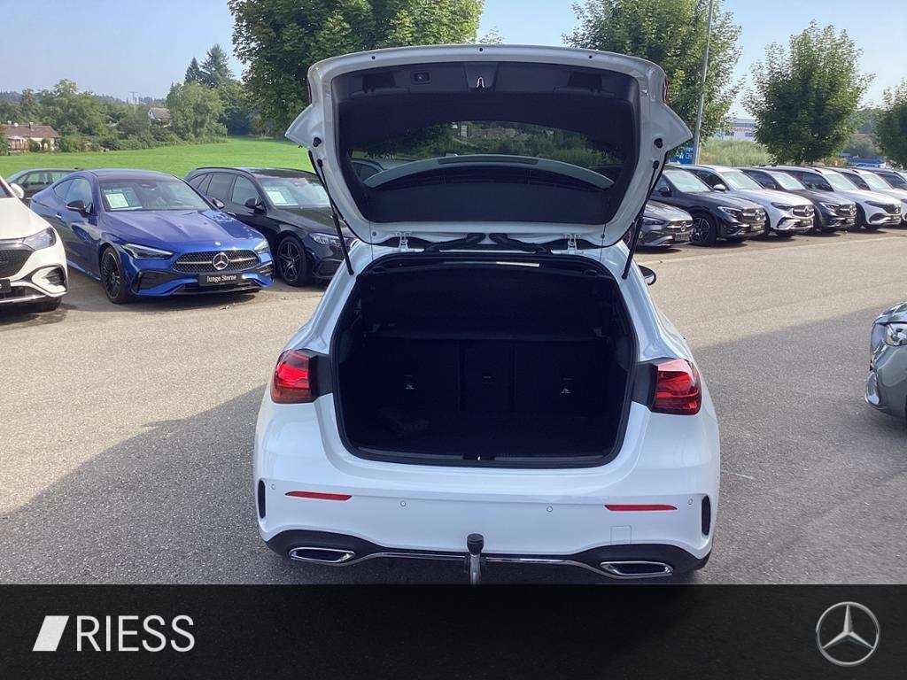 Mercedes-Benz A 220