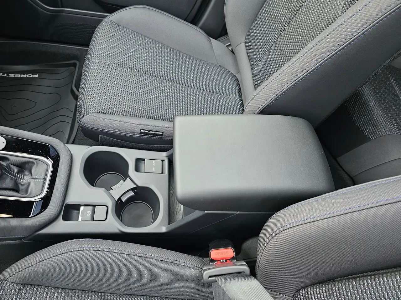 Subaru Forester снимка Subaru Forester