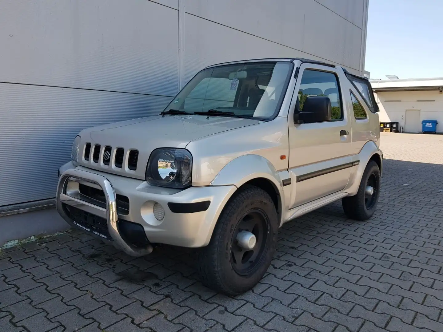 Suzuki Jimny Cabrio Plateado - 2