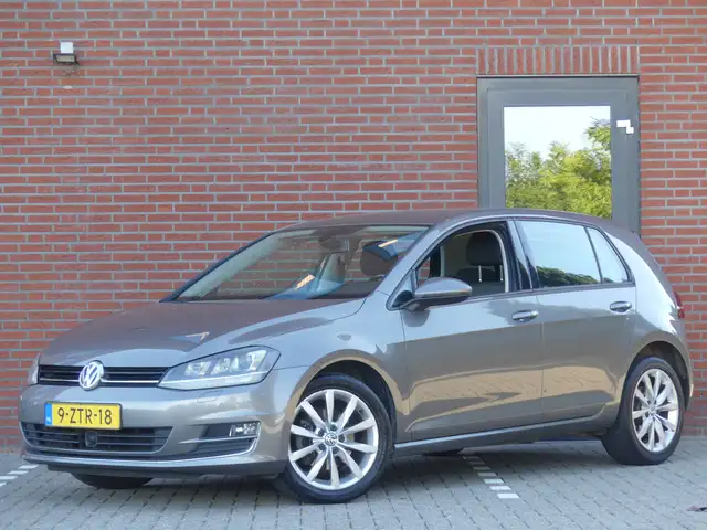 Volkswagen Golf 1.4 TSI Highline 5Deurs Xenon/Climate control/Navi