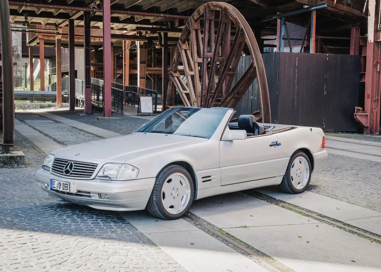 Mercedes-Benz SL 320, foto 1