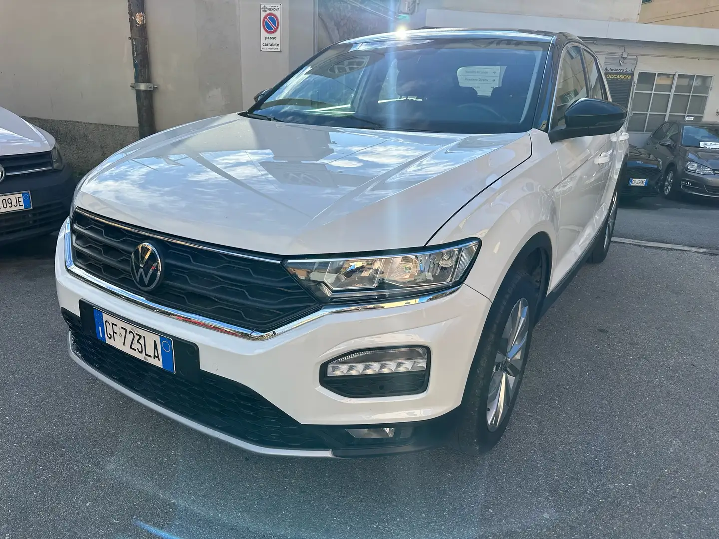 Volkswagen T-Roc 1.0 TSI 110 CV Style Bianco - 1
