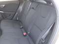Volvo V40 D2 Kinetic Silber - thumbnail 16