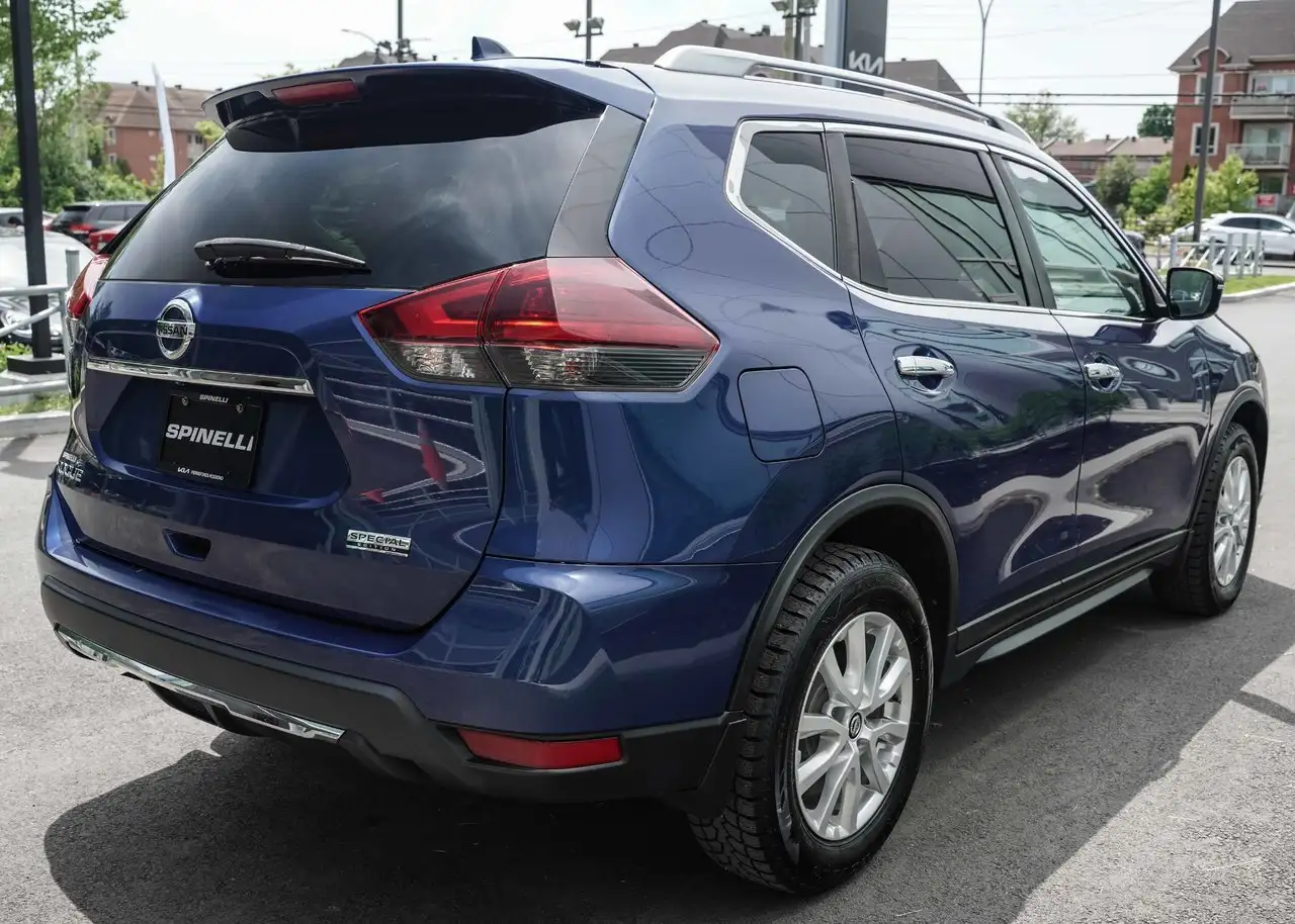 Nissan Rogue снимка Nissan Rogue
