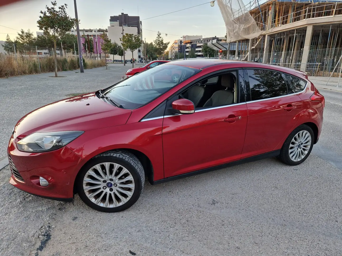 Ford Focus Focus 1.8TDCI Sport Sport Rojo - 1