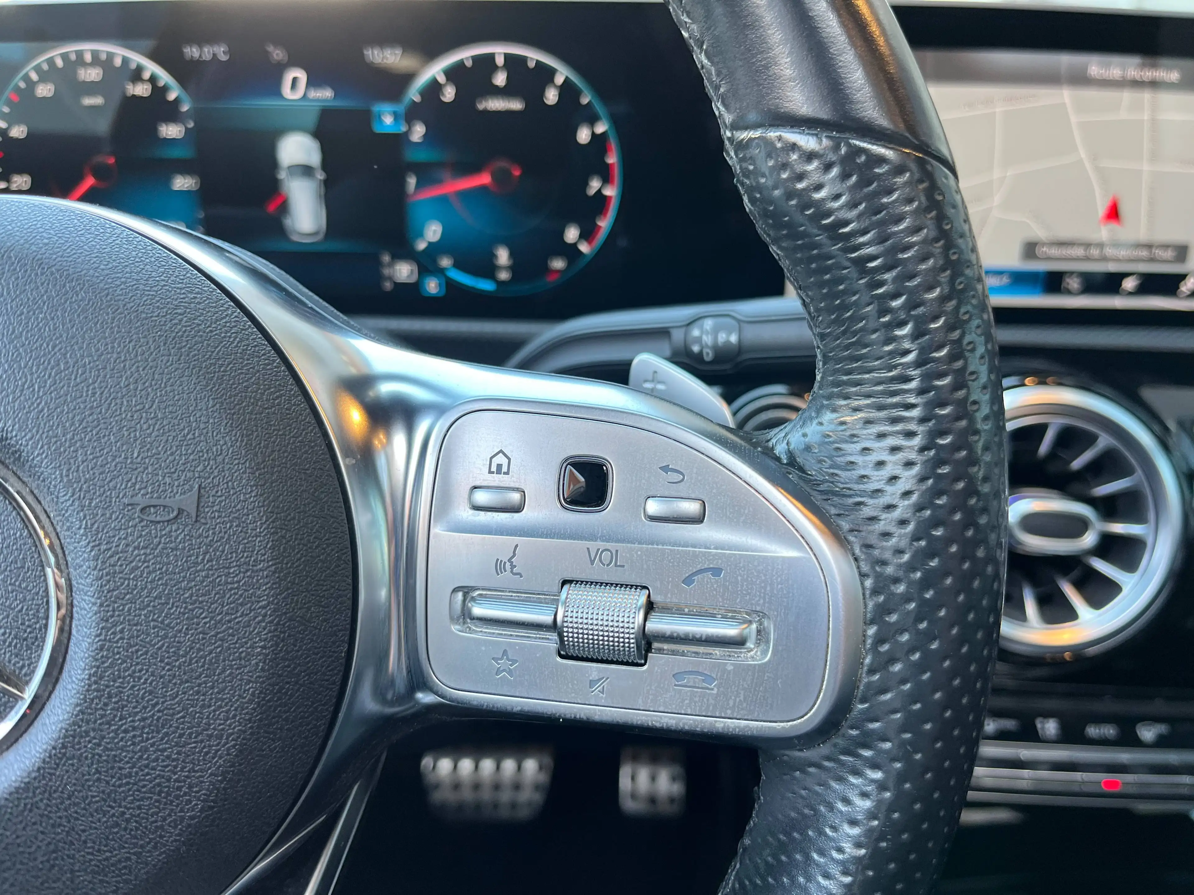 Mercedes-Benz CLA 200 CLA 200 — photo 13