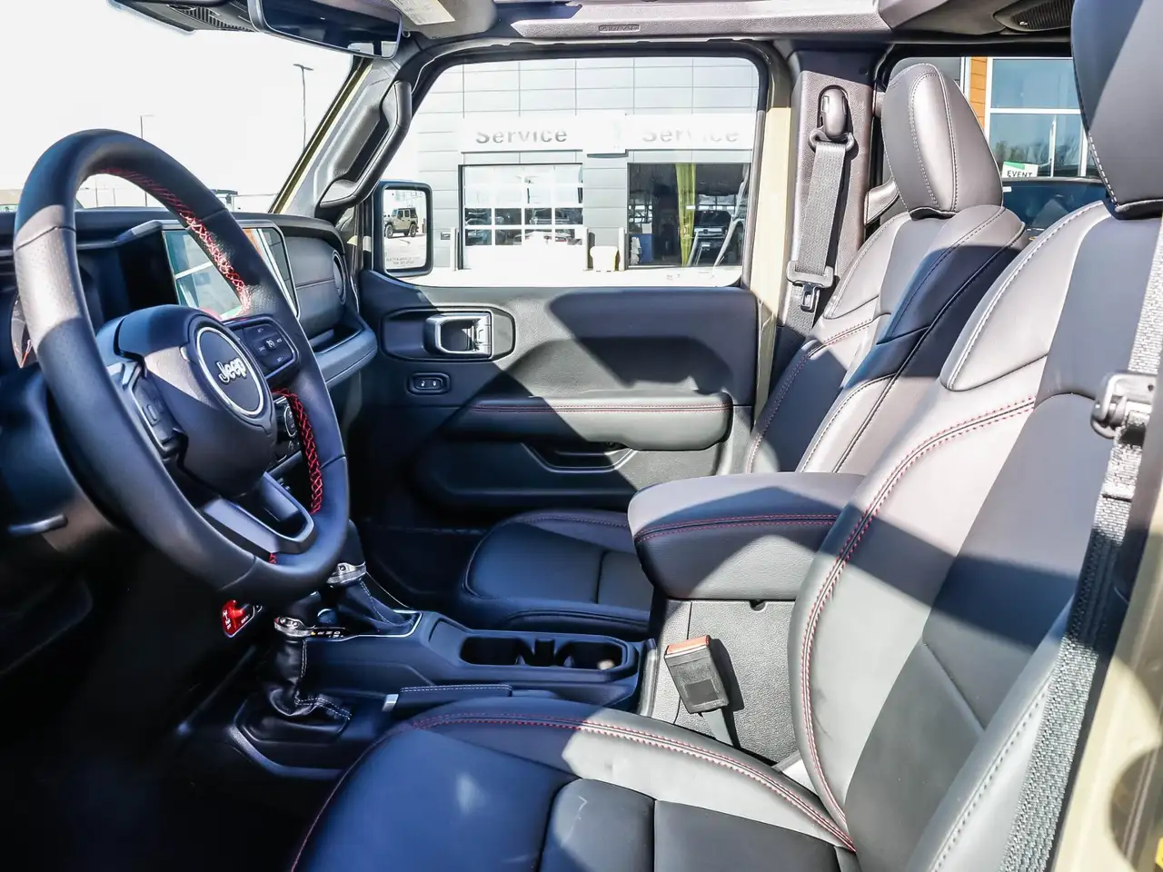 Jeep Wrangler снимка Jeep Wrangler