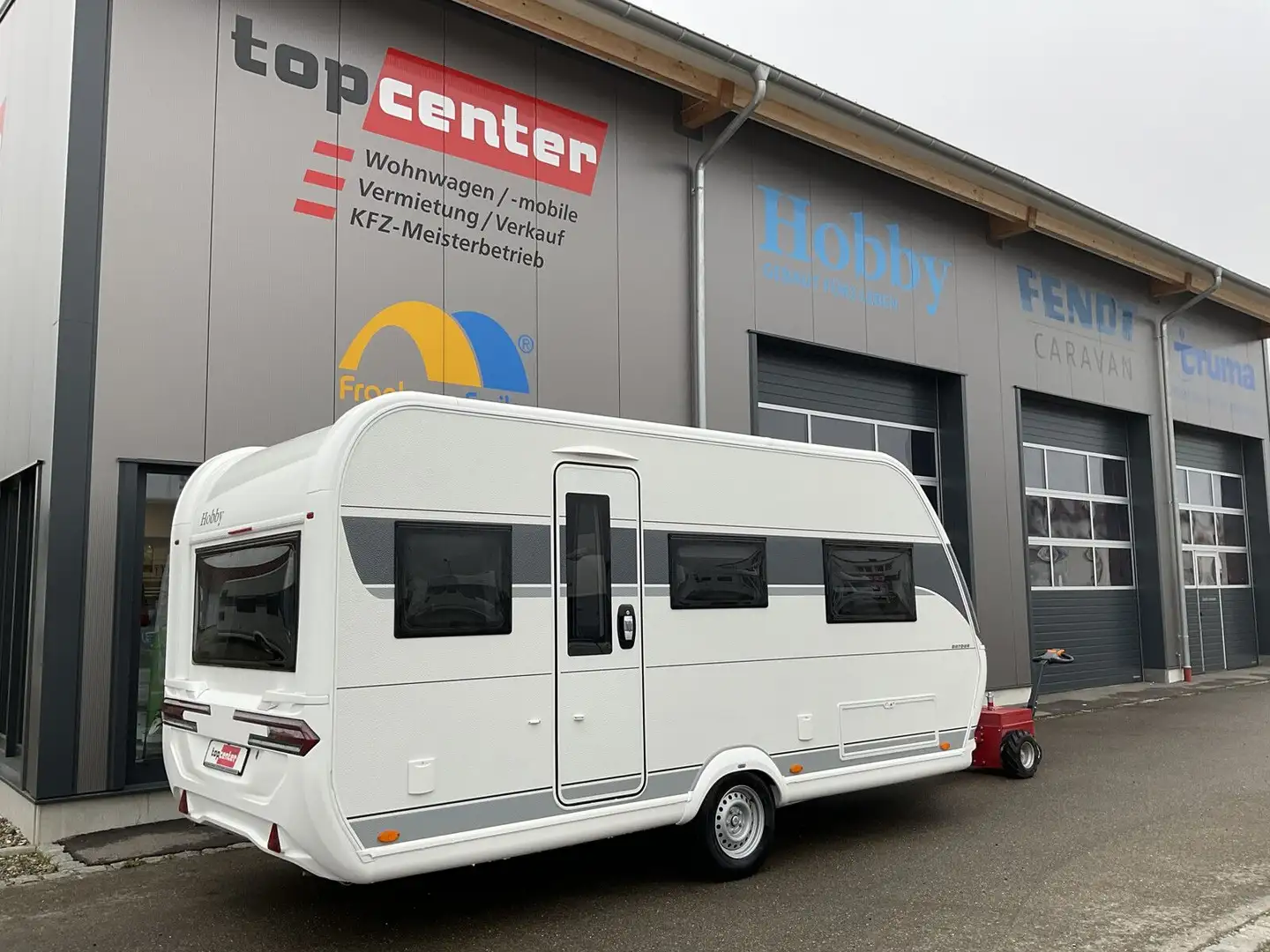 Hobby OnTour 460 DL Mod. 25 - Bugfenster / 1500kg Weiß - 1