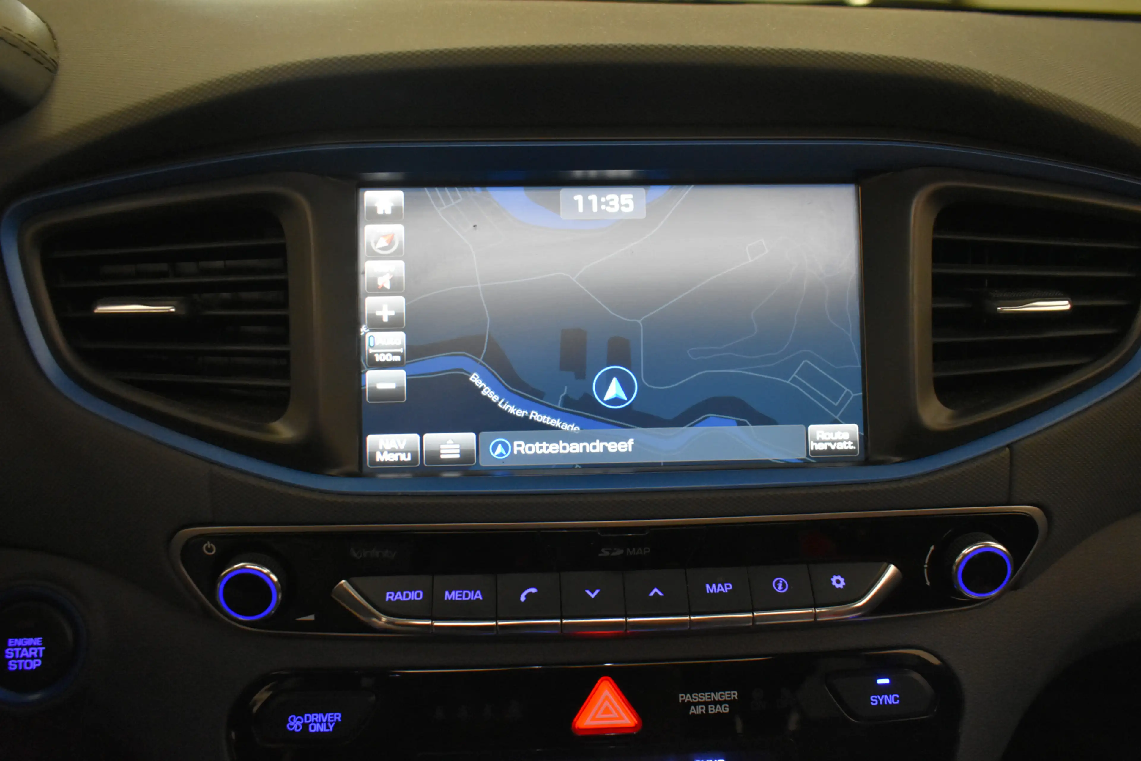 Hyundai IONIQ 1.6 GDi Premium Leer Pano PDC Elk. Stoel Adap Crui — photo 7