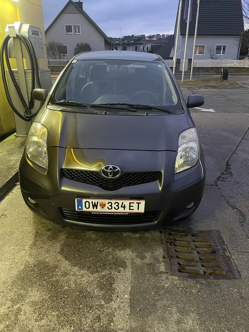Toyota Yaris 1.0 VVT-i - 1