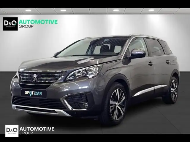 Peugeot 5008 Allure gps parkeerhulp 7pl