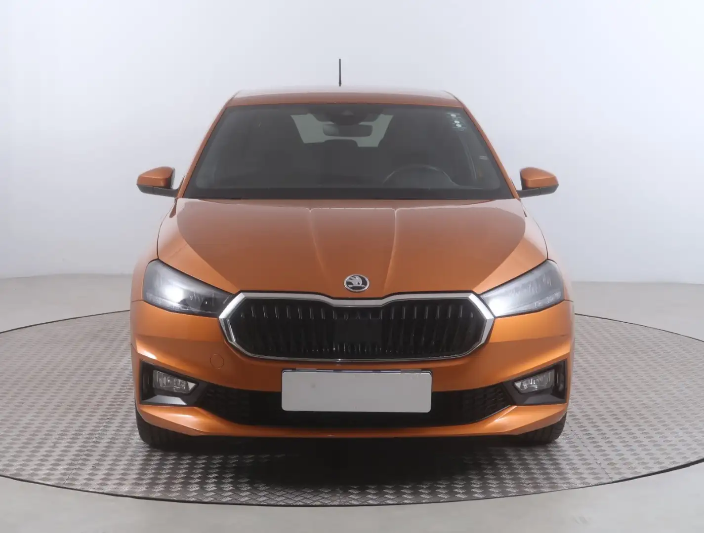 Skoda Fabia 1.0 TSI Style 2xKlima ACC AUT DynLicht LED Oranje - 2