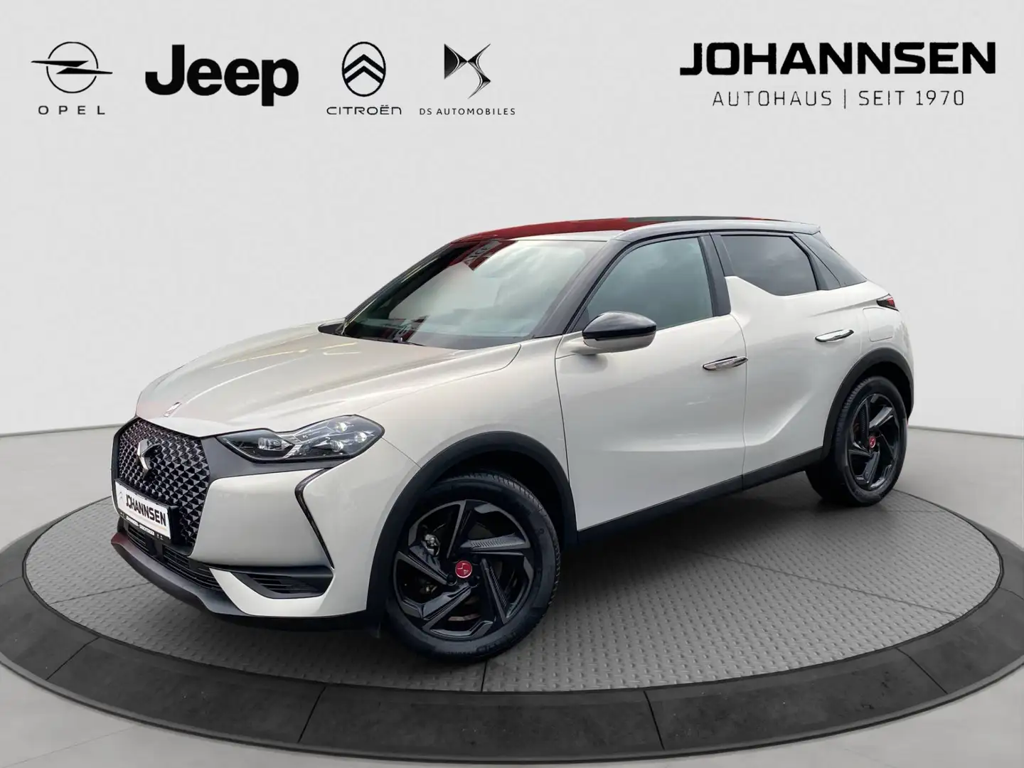 DS Automobiles DS3 Crossback E-Tense Performance Line Grau - 1