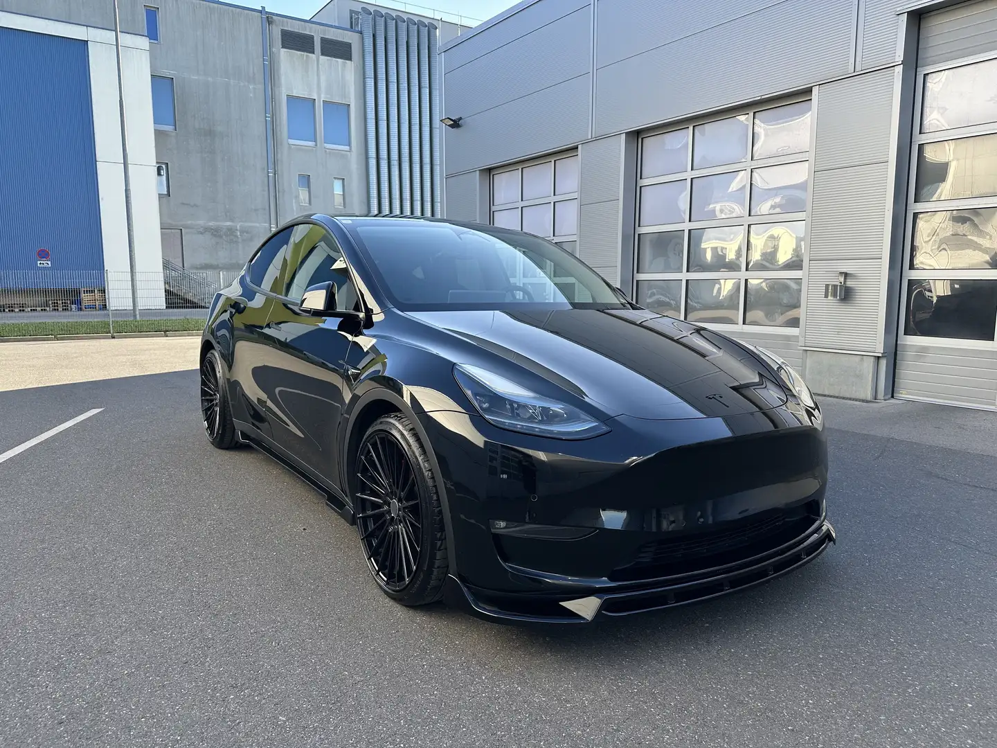 Tesla Model Y Performance Dual Motor AWD / Leasingfähig Schwarz - 2