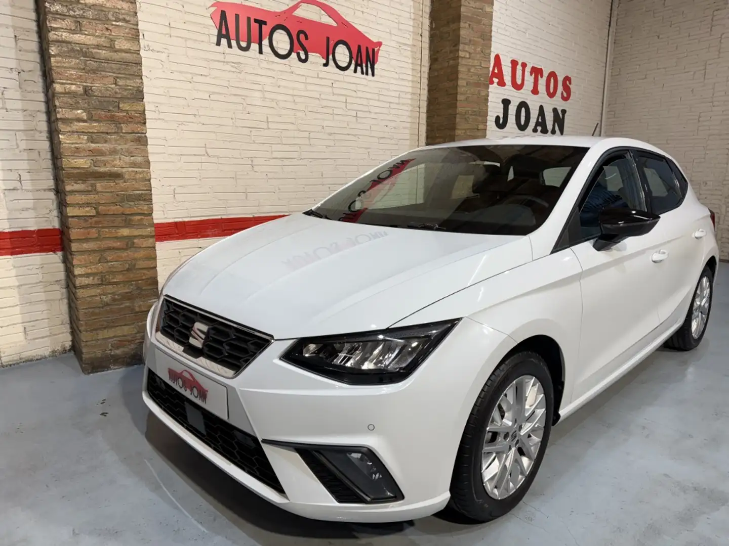 SEAT Ibiza 1.0 TSI S&S FR XS 115 Blanc - 2