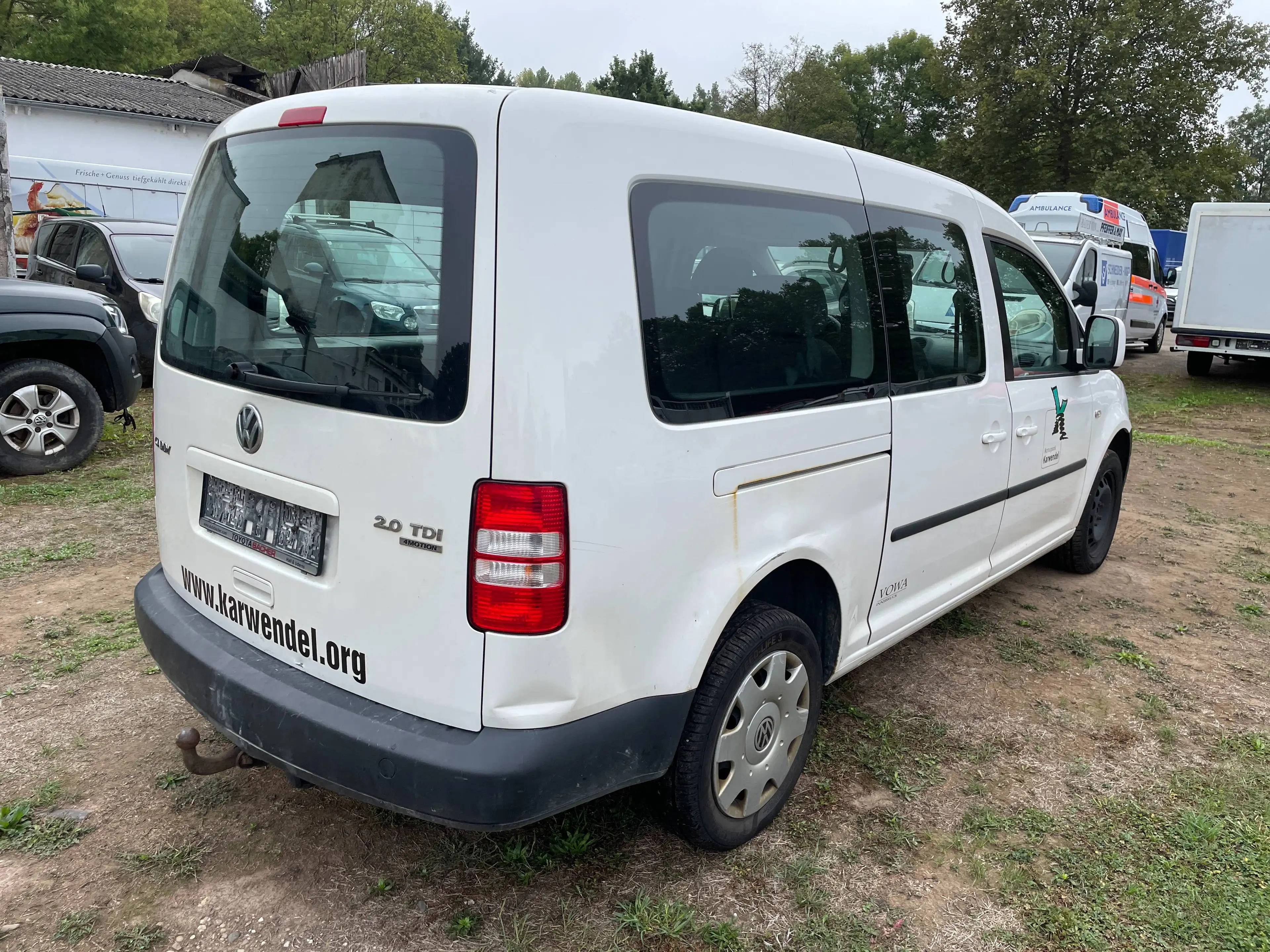 Volkswagen Caddy Maxi Trendline 4Motion — photo 3