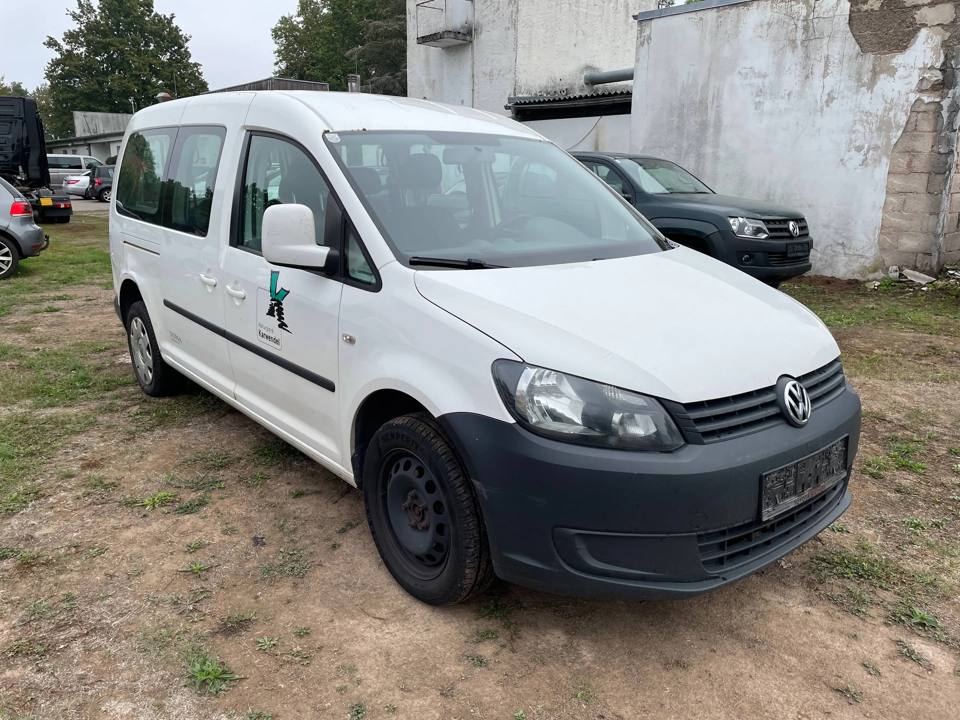 Volkswagen Caddy Maxi Trendline 4Motion — photo 2