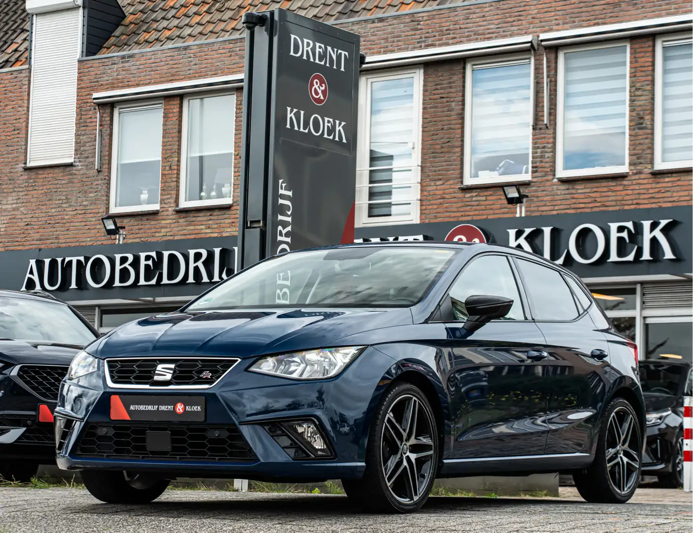 SEAT Ibiza 1.0 TSI FR Business Intense ORG NL CAMERA TREKHAAK Blauw - 1