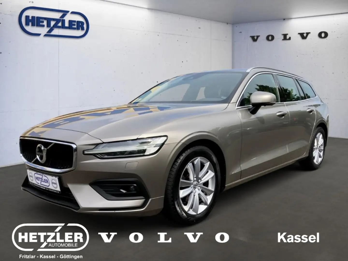 Volvo V60 Kombi Momentum D4 EU6d-T 360 Kamera SHZ El. Heckkl Grau - 1