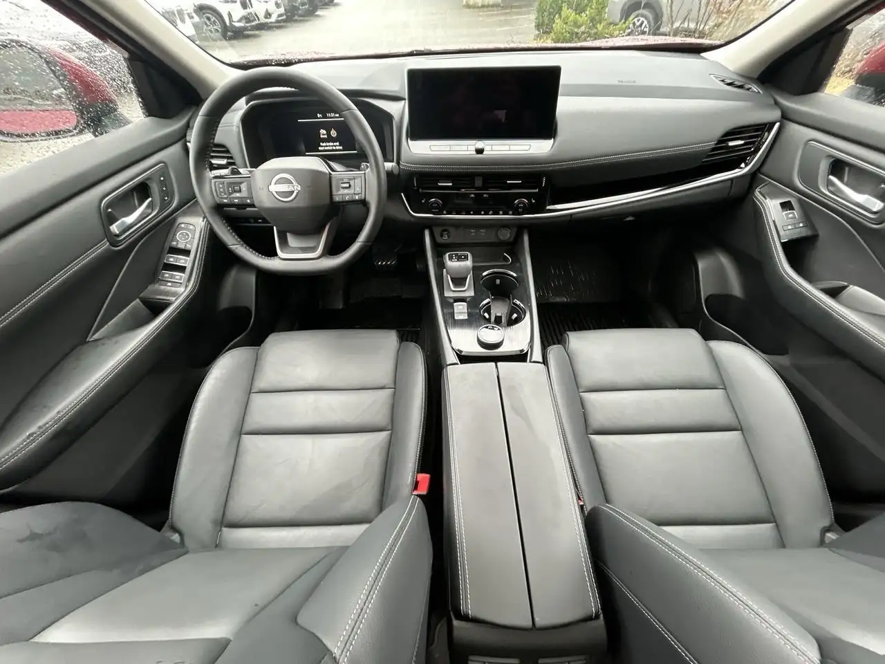 Nissan Rogue снимка Nissan Rogue