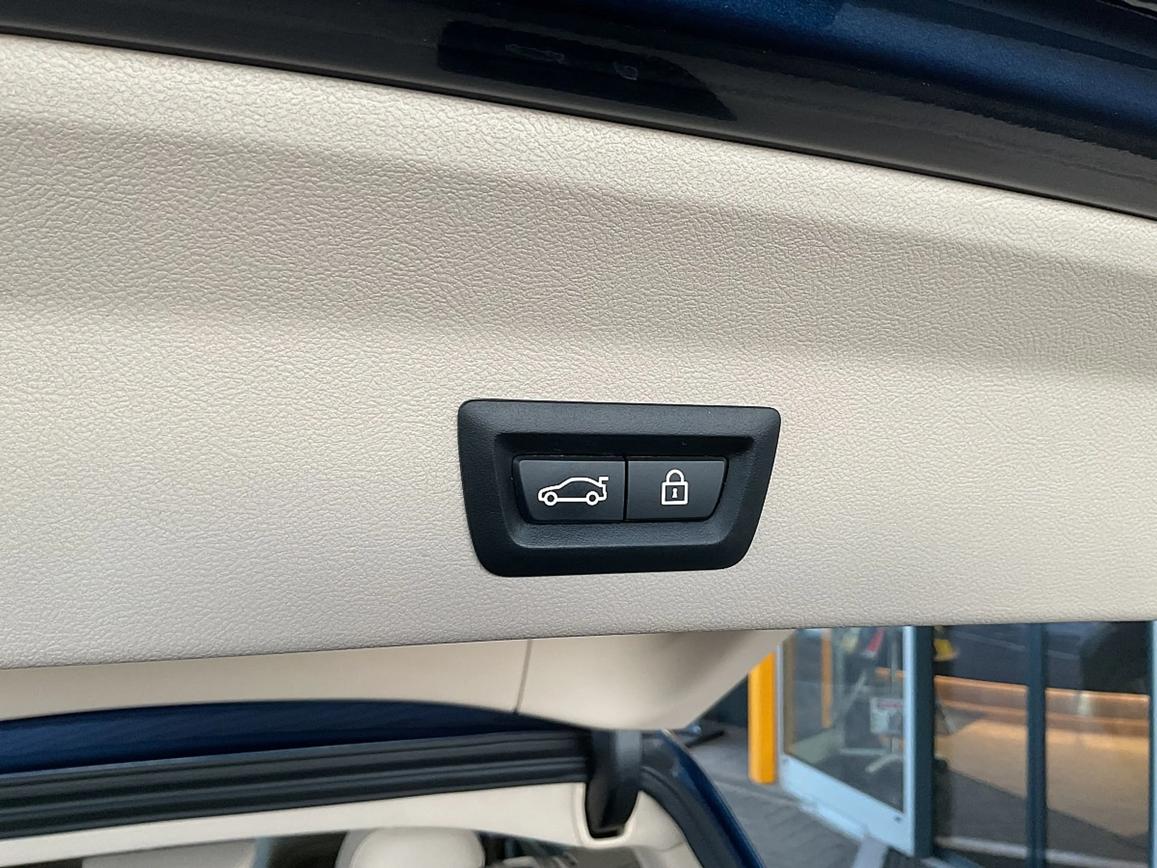 BMW X3 xDrive 25d Luxury Line Aut. — photo 12