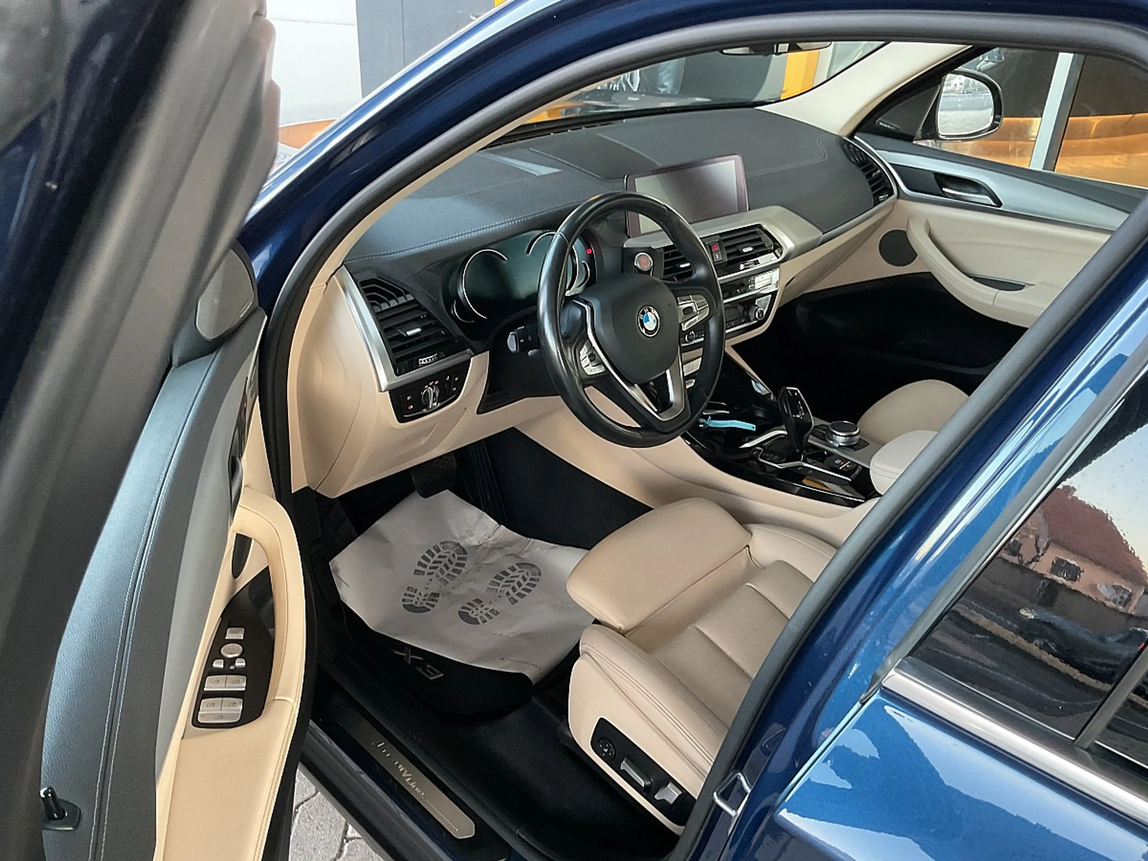 BMW X3 xDrive 25d Luxury Line Aut. — photo 6