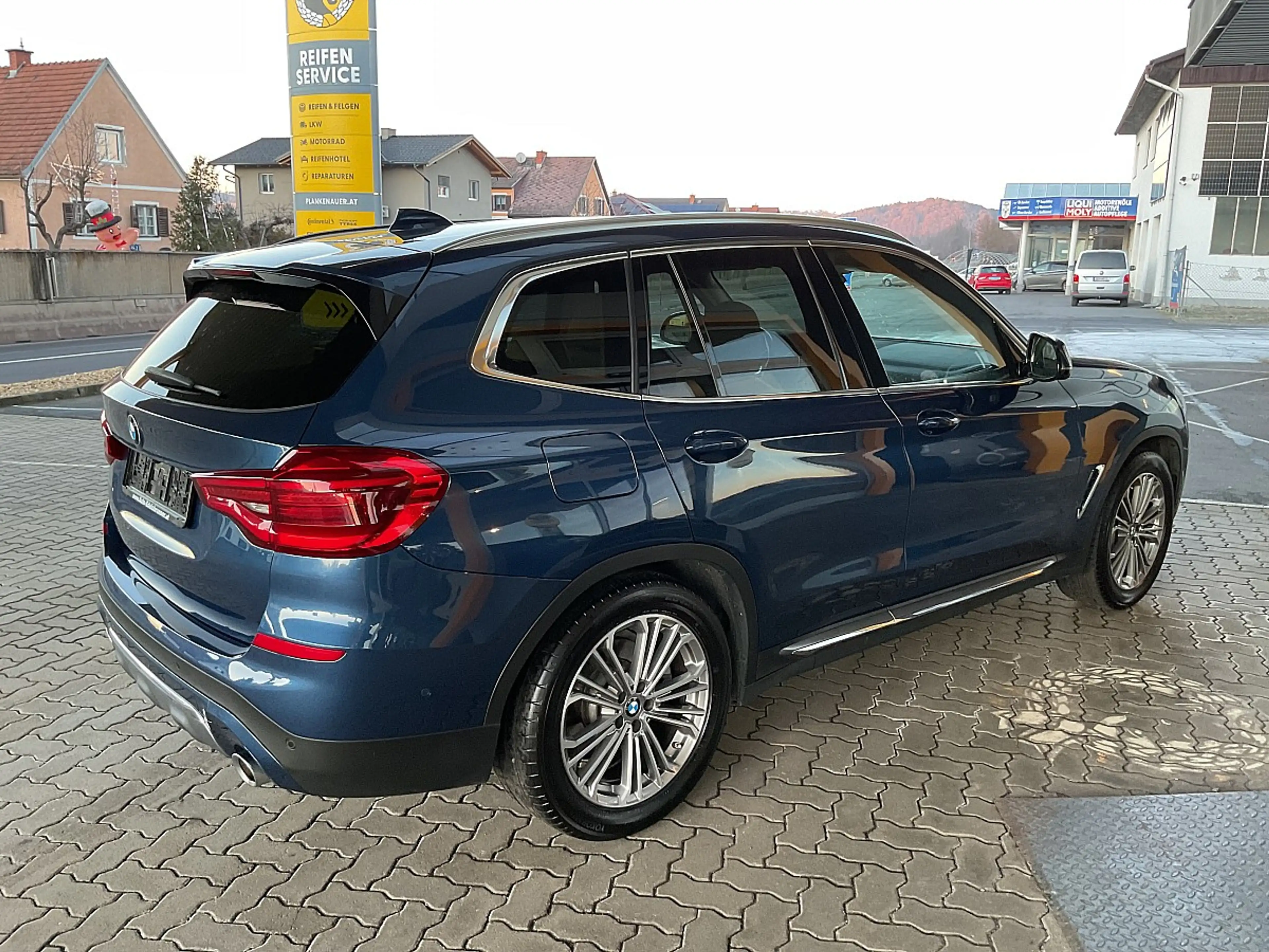 BMW X3 xDrive 25d Luxury Line Aut. — photo 4