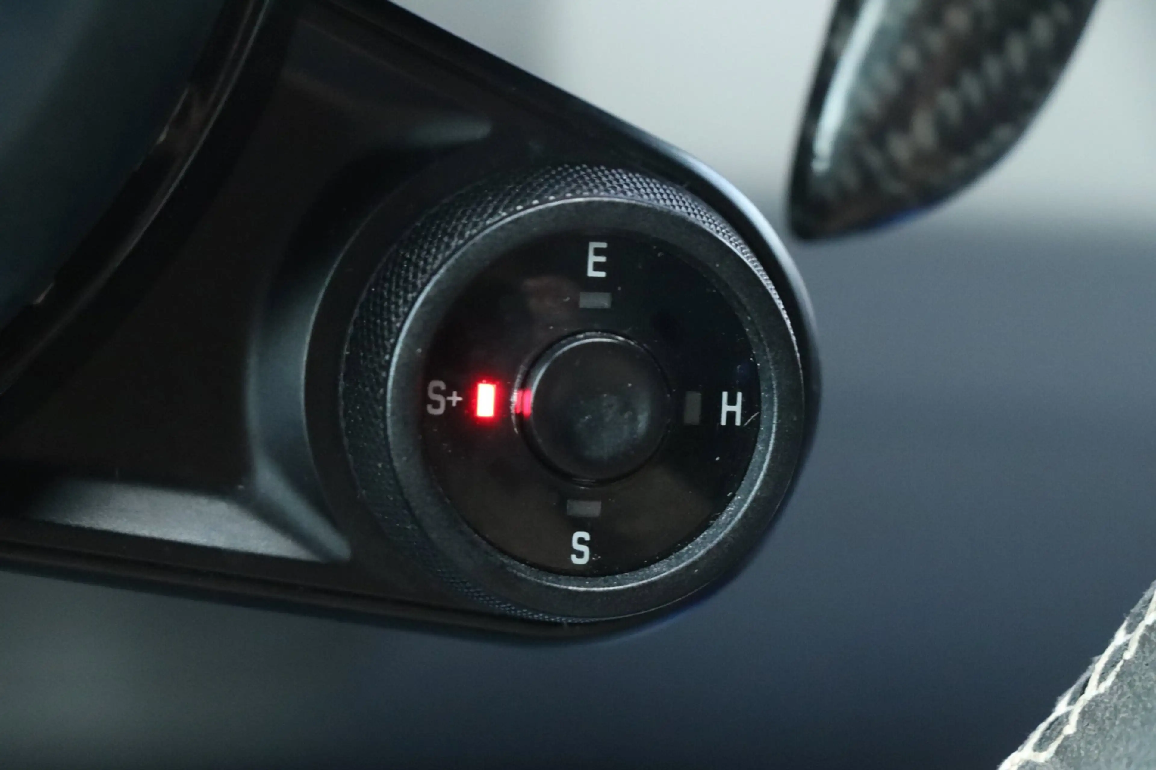 Porsche Cayenne Coupé 3.0 E-Hybrid | Sport Chrono | ACC | Bose | S — photo 26