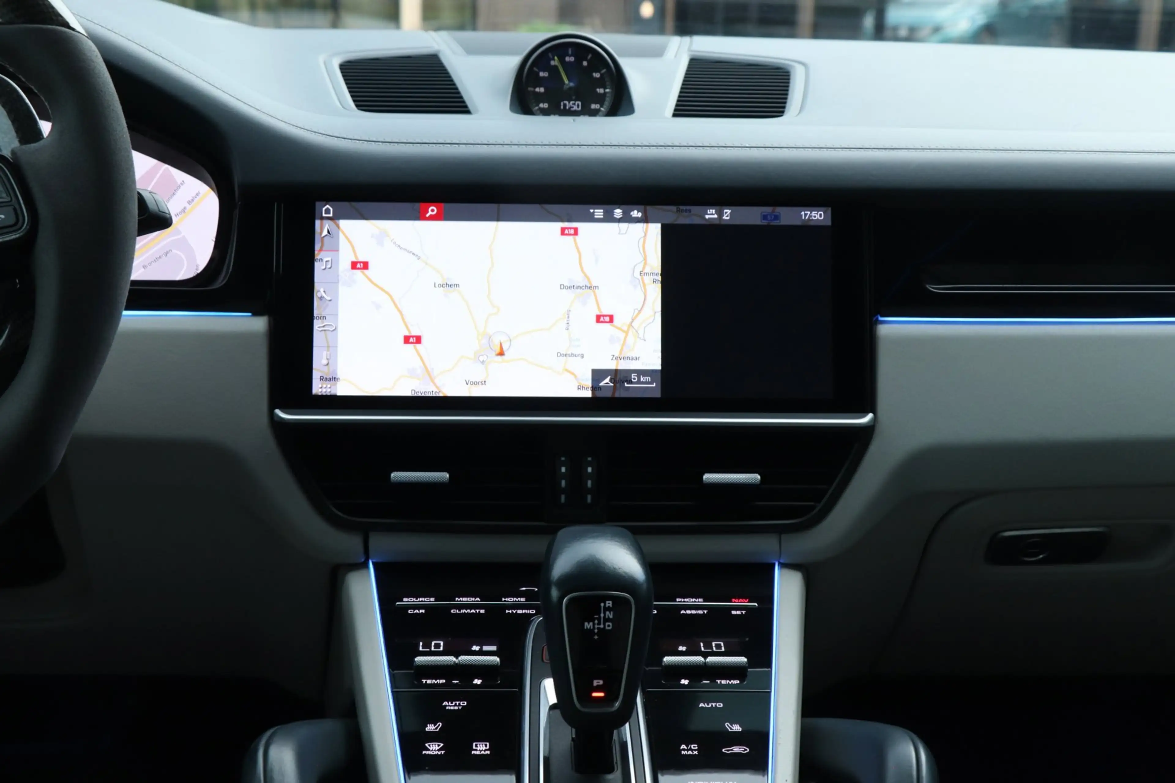 Porsche Cayenne Coupé 3.0 E-Hybrid | Sport Chrono | ACC | Bose | S — photo 22